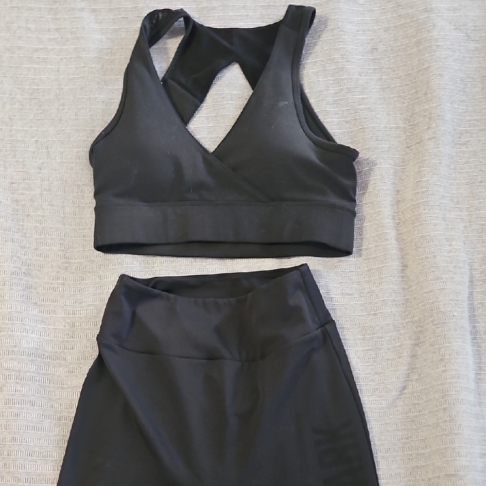 Gymshark Black Leggings and Sports Bra Set